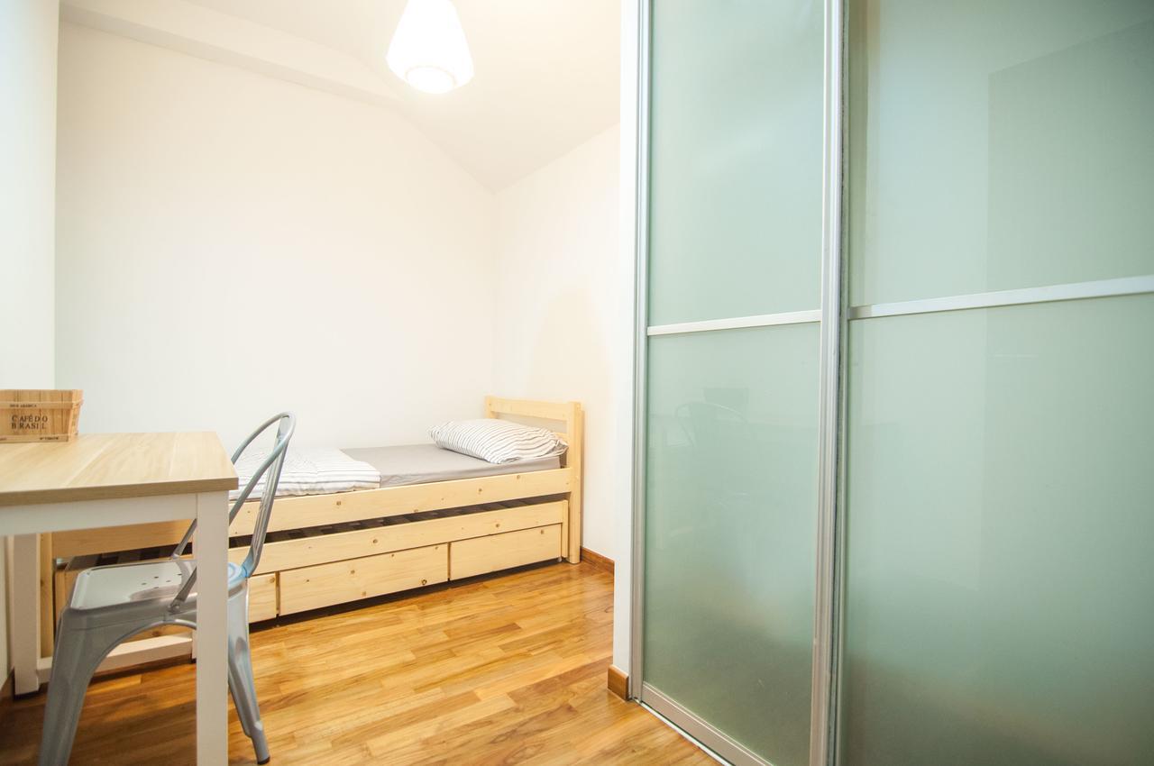Ace Manor Aparthotel Сингапур Екстериор снимка